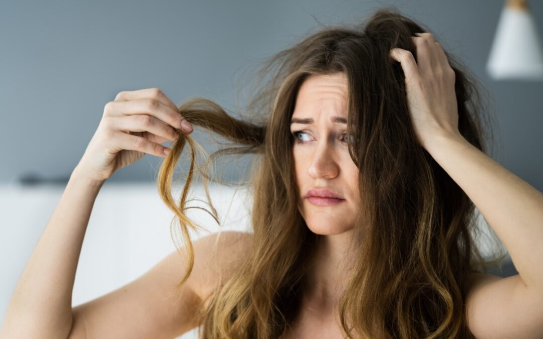 Ai părul degradat la începutul primăverii? Iată cum îl poți repara!
